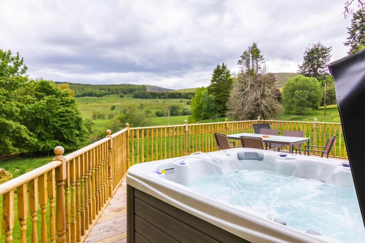 Dalnaglar Castle Estate Villa Glenshee Eksteriør bilde